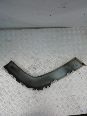 Накладка заднего крыла левого Jeep Commander 2005-2010; 5JP91TZZAD