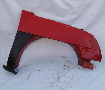 Крыло переднее правое Chevrolet Avalanche 2002-2006 88980446; 15042894; 15071492; 15080232; 15090762; 93439835