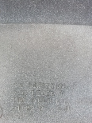 Накладка заднего крыла левого Jeep Commander 2005-2010; 5JP91TZZAD