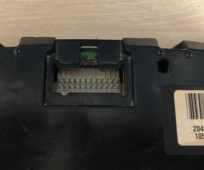 Приборная панель Hummer H2 2003-2004 15192788 ; 15114639 ; 15136087