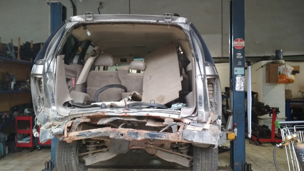 В разборе Ford Explorer 3 2002г. 4.0L