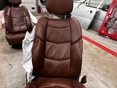 Сиденье  пассажирское Cadillac Escalade 2015 84104914