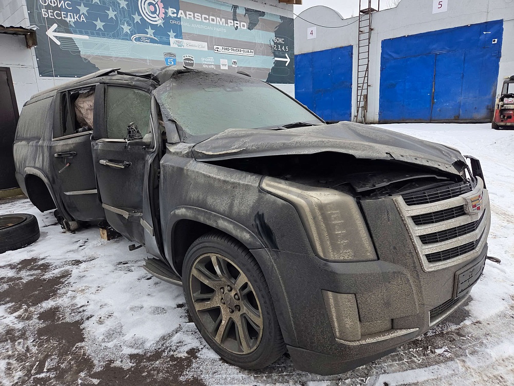 В разборе Cadillac escalade 2016 6.2