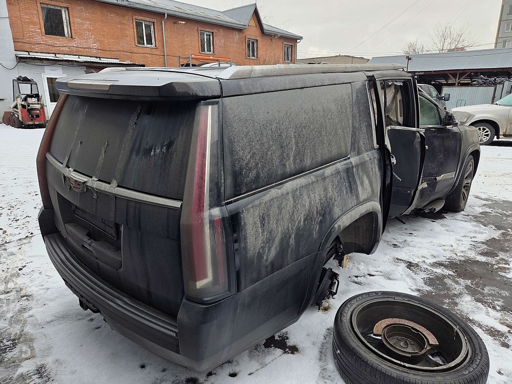 В разборе Cadillac escalade 2016 6.2