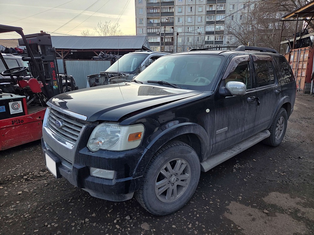 В разборе Ford Explorer 4.0L 2008г
