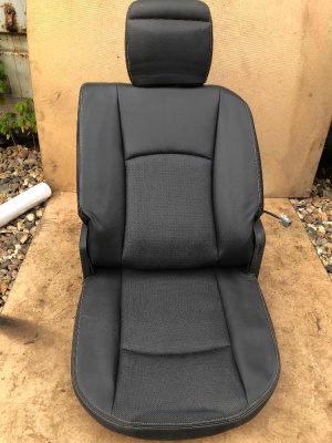 Сиденье второго ряда левое Dodge RAM 2011-2018 84648634